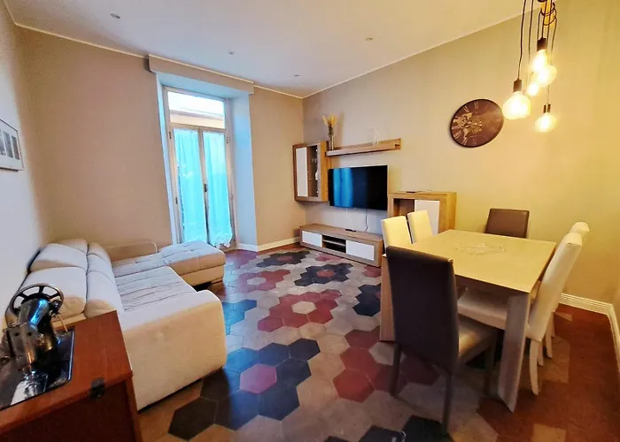 Dimora Del Lario By Quokka 360 - A Few Steps From Town Centre Apartman *