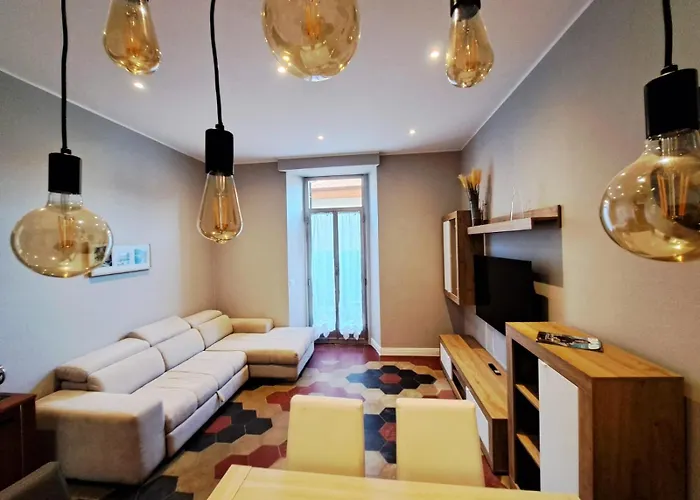 Dimora Del Lario By Quokka 360 - A Few Steps From Town Centre