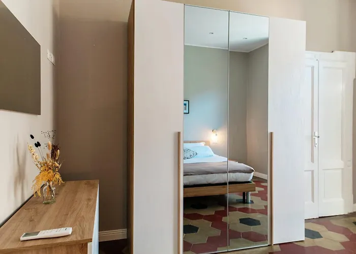 Dimora Del Lario By Quokka 360 - A Few Steps From Town Centre