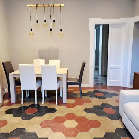 Dimora Del Lario By Quokka 360 - A Few Steps From Town Centre *