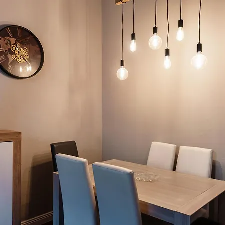 Dimora Del Lario By Quokka 360 - Close To Town Centre Apartment *
