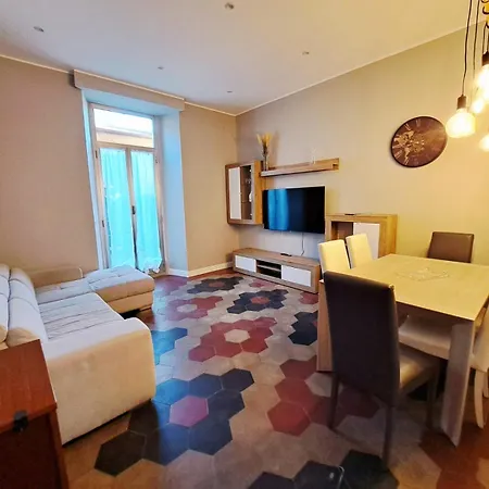 Dimora Del Lario By Quokka 360 - A Few Steps From Town Centre Appartement *